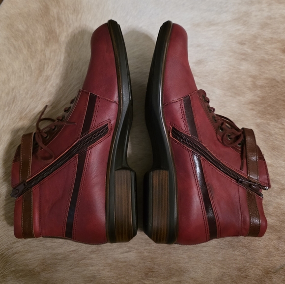 NAOT Footwear Women's Kona Boot In Red, Size 8 US Or 39 EUR - Picture 9 of 16